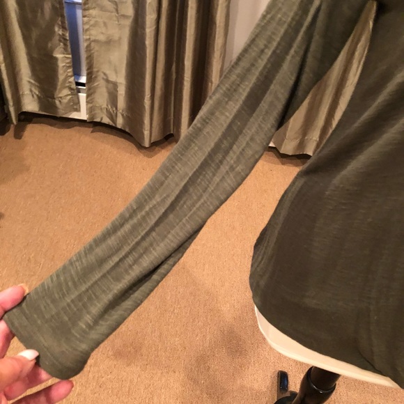 Olive blouse - Picture 2 of 4